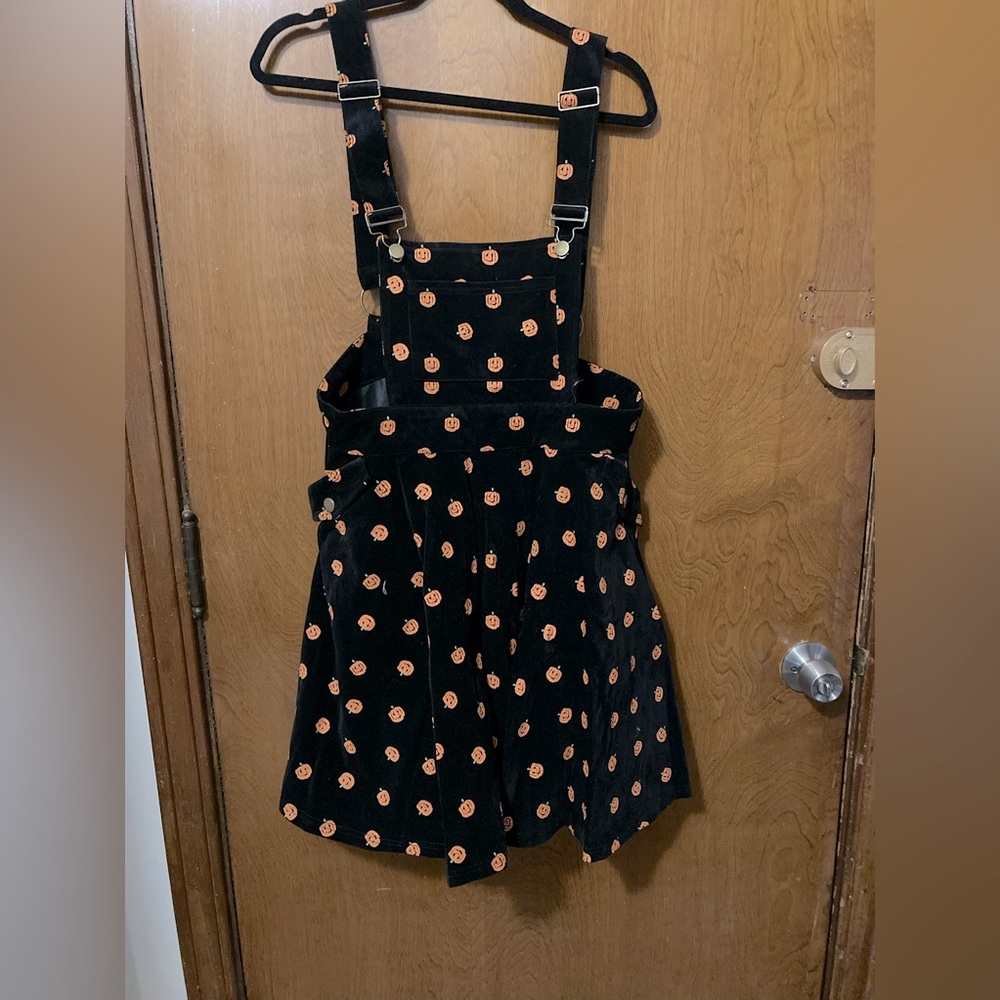 Unique Vintage Corderoy pumpkin jumper size 14 us